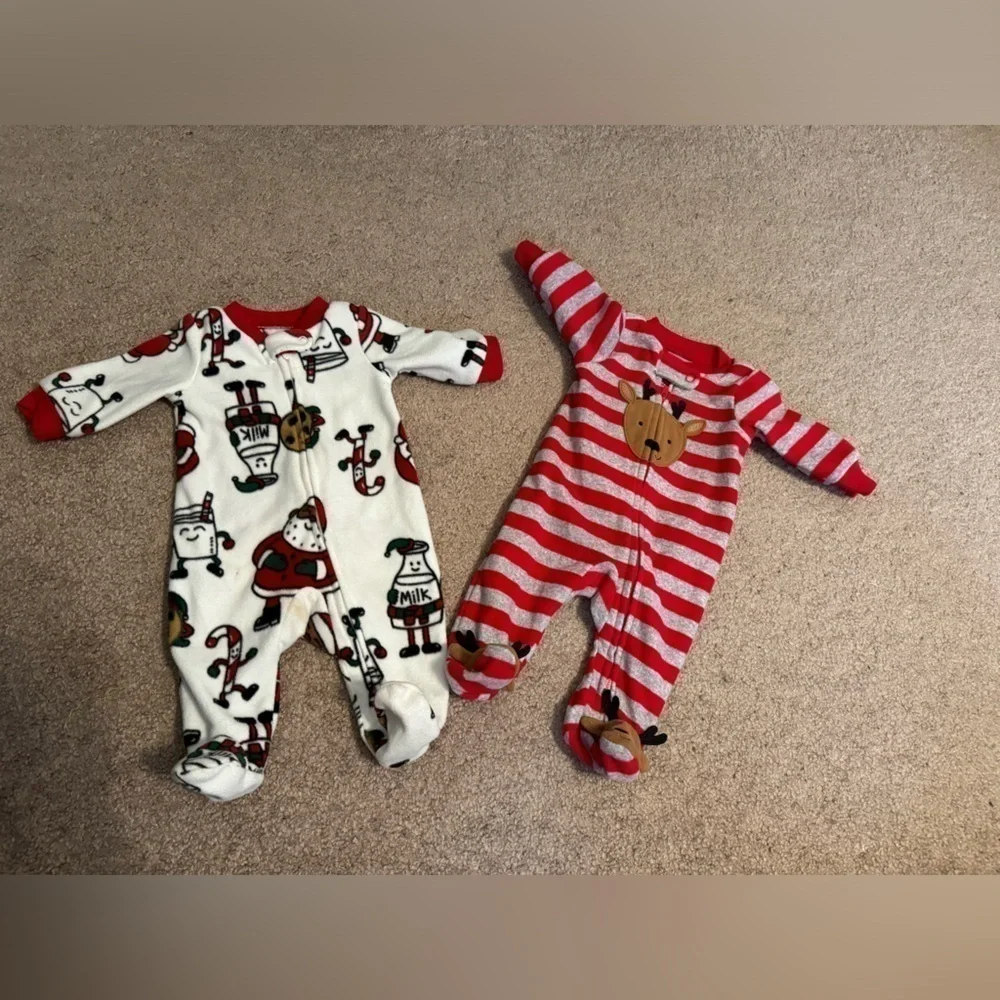 Carters newborn winter holiday onesies 2 lot